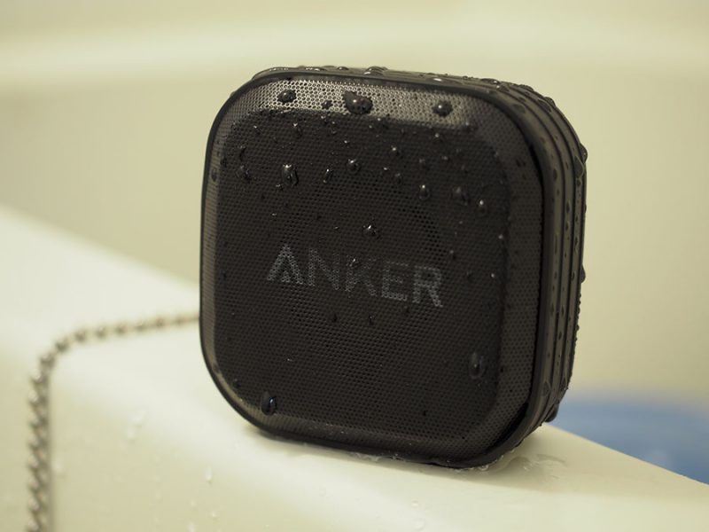 【レビュー】お風呂スマホが捗る！3,000円以下で買えるAnkerの防水Bluetoothスピーカー！【SoundCoreSport】